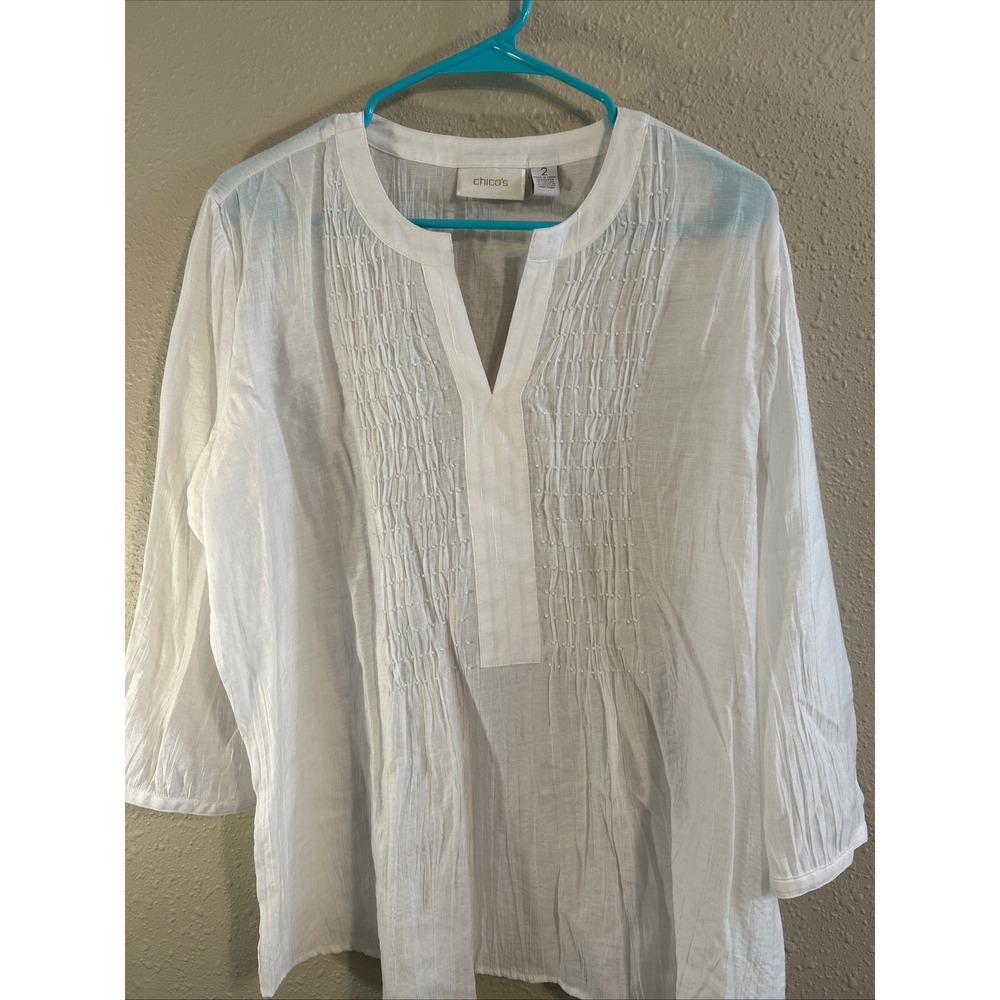 Chicos White Pintuck Pearl Beaded Tunic Top Split Neck 3/4 Sleeve Size 2 Large